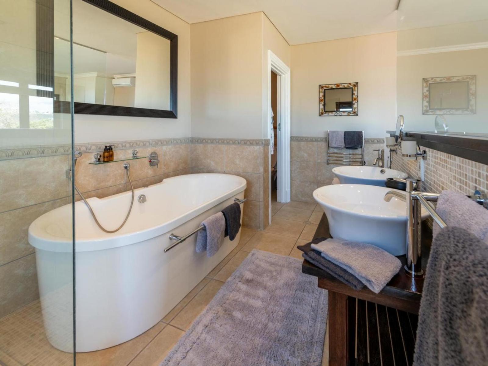 Guest House The Lazy Lion Knysna Pokoj fotografie